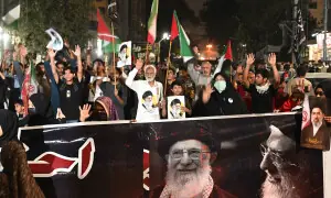 PHOTOS: People mourn Iran&rsquo;s assassinated supreme leader Ayatollah Ali Khamenei during Karachi rally