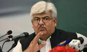 FBR chief pledges faster tax refunds