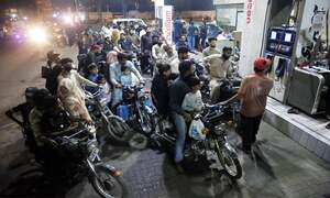 Panic buying, &lsquo;greed&rsquo; lead to closure of several fuel stations in Karachi