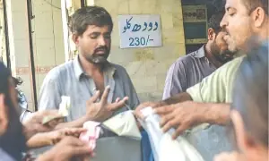 Milk prices in Karachi soar, but sellers push for more
