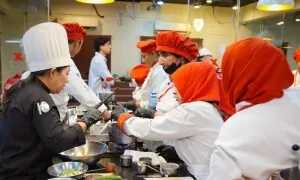 Building cultural bridges by learning how to make Thai food