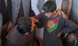 KP CM Afridi orders additional facilities for Afghans at transit point