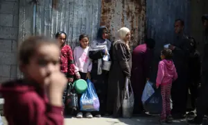 Israeli troops fire tear gas at schoolchildren in West Bank