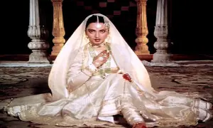 TRIBUTE: A THOUSAND MOODS