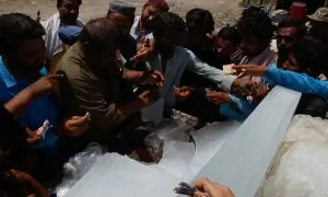 NDMA warns of intense heatwave in several regions across country till May 5