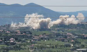 Israeli forces demolish buildings in Bint Jbeil in southern Lebanon