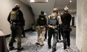 Suspect in shooting at Trump's press dinner to appear in court