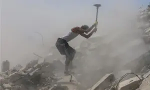 Palestinians use war rubble to restore shattered Gaza streets
