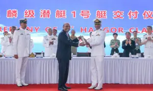 Zardari, naval chief witness PNS Hangor submarine launch