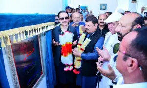 AJK prime minister announces health, infrastructure projects for Mirpur