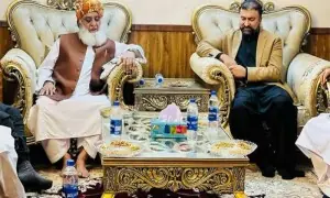 CM Bugti, Fazl agree on talks to resolve seminary raids issue