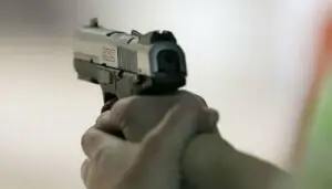 Robbers snatch Rs2m from shopkeeper in Kasur