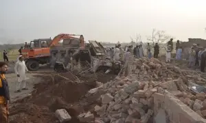 At least 15 police personnel martyred in Bannu suicide attack