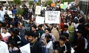 Despite restrictions and uncertainty, Aurat March marches on in Karachi