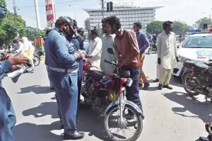 Senior citizens hit by &lsquo;systematic delays, CTO office-field staff rifts&rsquo; in Lahore