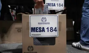 Colombia votes in crucial presidential election