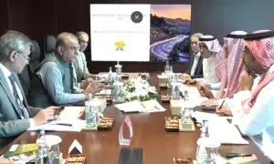 Pakistan pitches motorways to Saudi investors