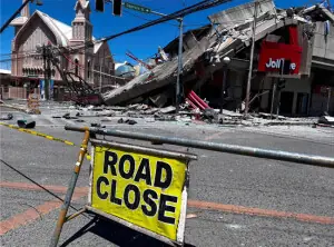 At least 35 dead as deadly earthquake rocks Philippines