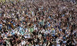 Editorial: AJK authorities, JAAC both need to de-escalate tensions