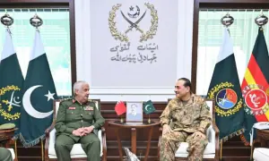 Bahrain commander meets CDF Munir, discusses strengthening military collaboration: ISPR
