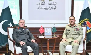 CDF Munir discusses enhanced defence cooperation with Turkish land forces commander