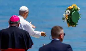 Pope says history will condemn leaders who ignore migrant deaths