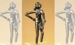 Dancing Girl&rsquo;s bare torso restored in Indian textbook after backlash