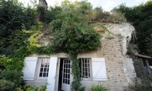 Cave homes offer respite from heat