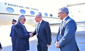 Dar arrives in Cairo for quadrilateral foreign ministers' meeting: FO