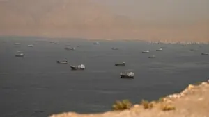 Japan-related vessels stranded in the Gulf falls to 37