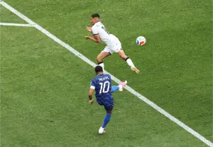 Deschamps backs Mbappe to break  scoring record