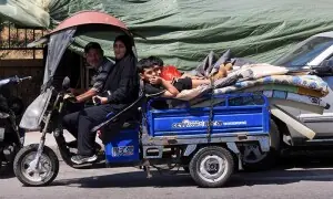 PHOTO: Lebanese family returning home after US-Iran MoU signed
