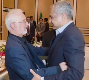 Pakistan, Iran vow to boost security ties