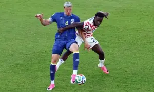 Balogun scores and sees red as US beat Bosnia 2-0 to reach FIFA World Cup last 16