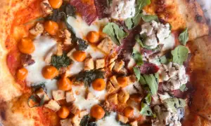 Braci's Showstopper has what it takes to stand out in Karachi's busy pizza-scape