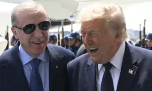 Trump berates allies, praises Erdogan as Nato summit opens
