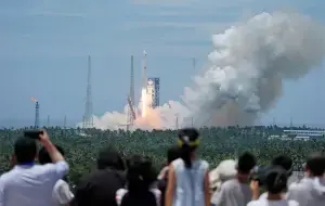 In a first, China successfully lands reusable rocket
