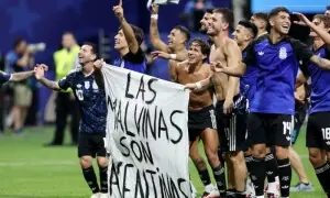 Argentina await FIFA decision over displaying Falklands banner