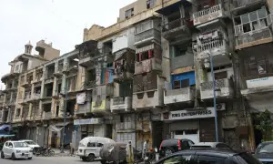 Safety audit reveals over 300 city buildings in Karachi lack even fire extinguishers