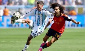 Spain continue attack on Argentina during second half of World Cup final