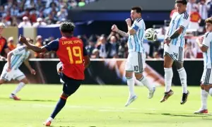 PHOTOS: Spain, Argentina goalless at second hydration break
