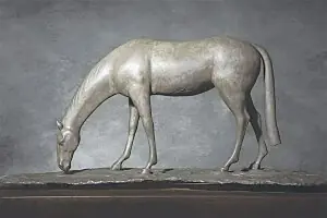 Horse sculptures gallop into National Art Museum of China