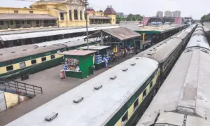 Rail traffic partially resumes on ML-1 after 20-hour disruption