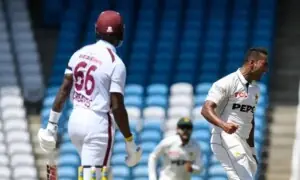 Pakistan seize control but Hope, Joseph fight on as West Indies reach 303-7 at lunch