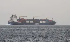 PHOTO: Container ship passes through Yemeni waters