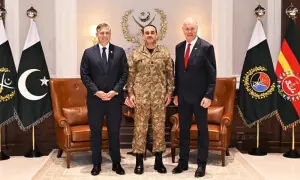 Gen Raza, US lawmakers meet CDF Munir