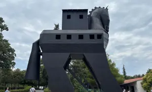 As the world watches Nolan&rsquo;s Odyssey, turn your gaze to T&uuml;rkiye's Troy, where the story began
