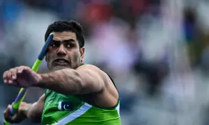 Arshad qualifies for javelin throw final, Yasir misses out