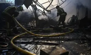 10 of a family killed in Russian strike