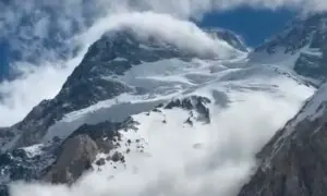 Search operation for climbers missing after Broad Peak avalanche suspended due to bad weather